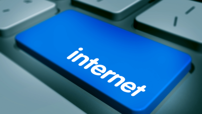Internet Explorer Has Lost All Support (What You Need to Know)